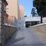 Una motorista col·lisiona amb un cotxe en Ontinyent