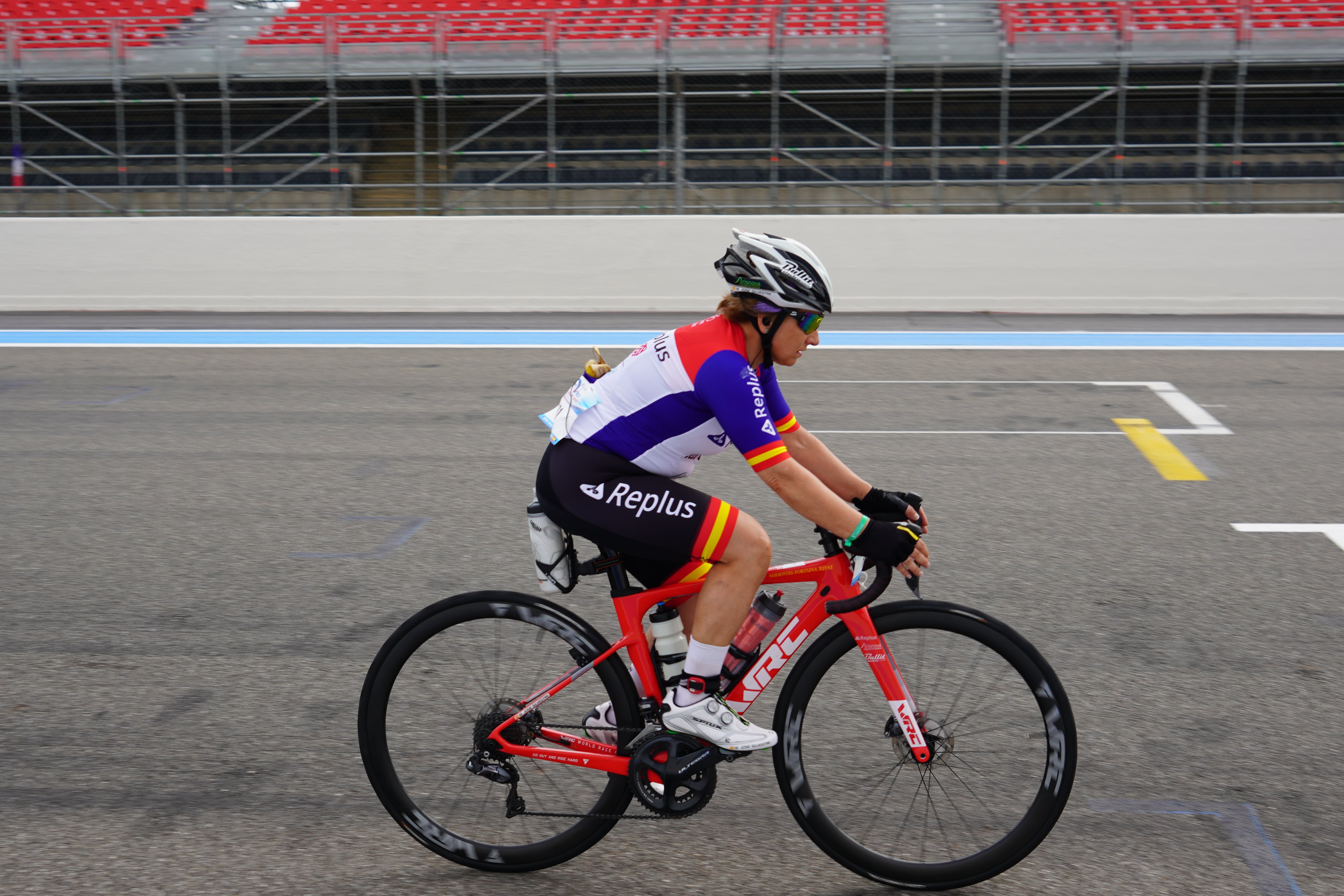 María José Silvestre en pista