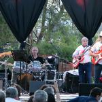 Els grups dels 60 a Ontinyent fan vibrar al públic 