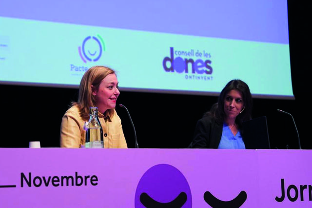 Expertes exposen a Ontinyent les claus per evitar assassinats de menors