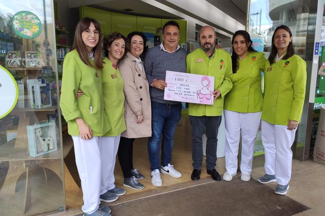 Farmàcia José Iborra lliura 1.000 euros a ANIMA