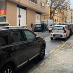 Persecució de pel·lícula pel carrer Pintor Segrelles d'Ontinyent