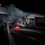 Incendi a l'autovia a l'altura de Vallada
