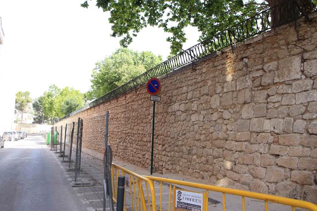 Ontinyent recupera el mur de la Glorieta