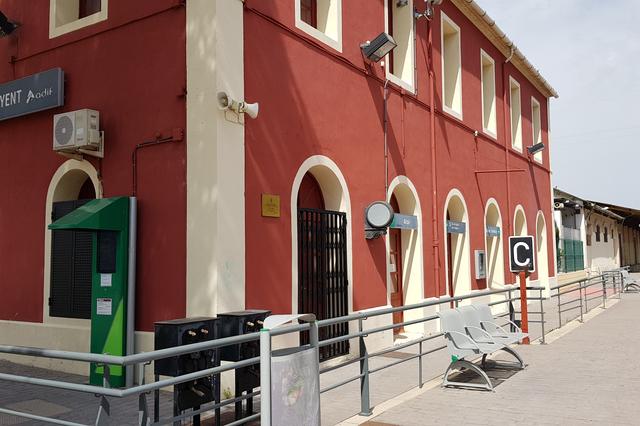 La Vall Ens Uneix exigirà que el tren Xàtiva-Ontinyent-Alcoi siga gratuït fins que la línia siga digna