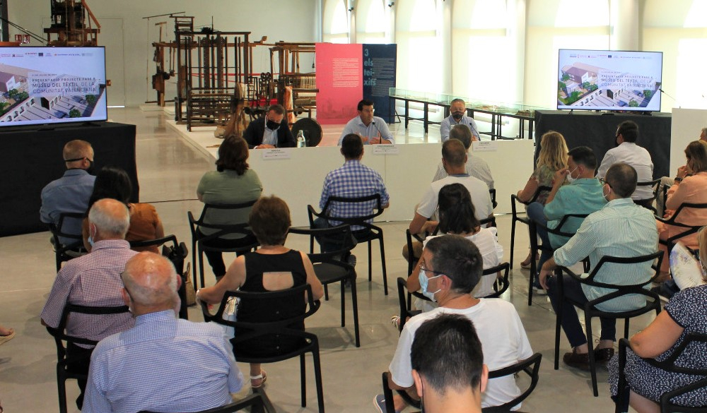Foto (arxiu): acte de presentació pública del projecte de la Fase 2