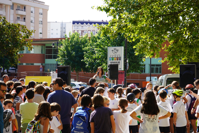 200 escolars d’Ontinyent celebren el Dia Mundial Sense Cotxes 