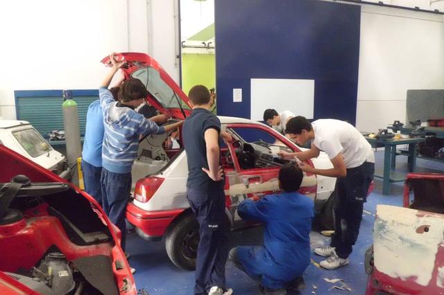 Ontinyent acoge una jornada sobre la FP dual 