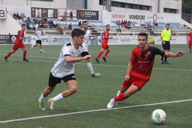 Victoria contundente del Ontinyent 1931 frente al Deportivo Ontinyent