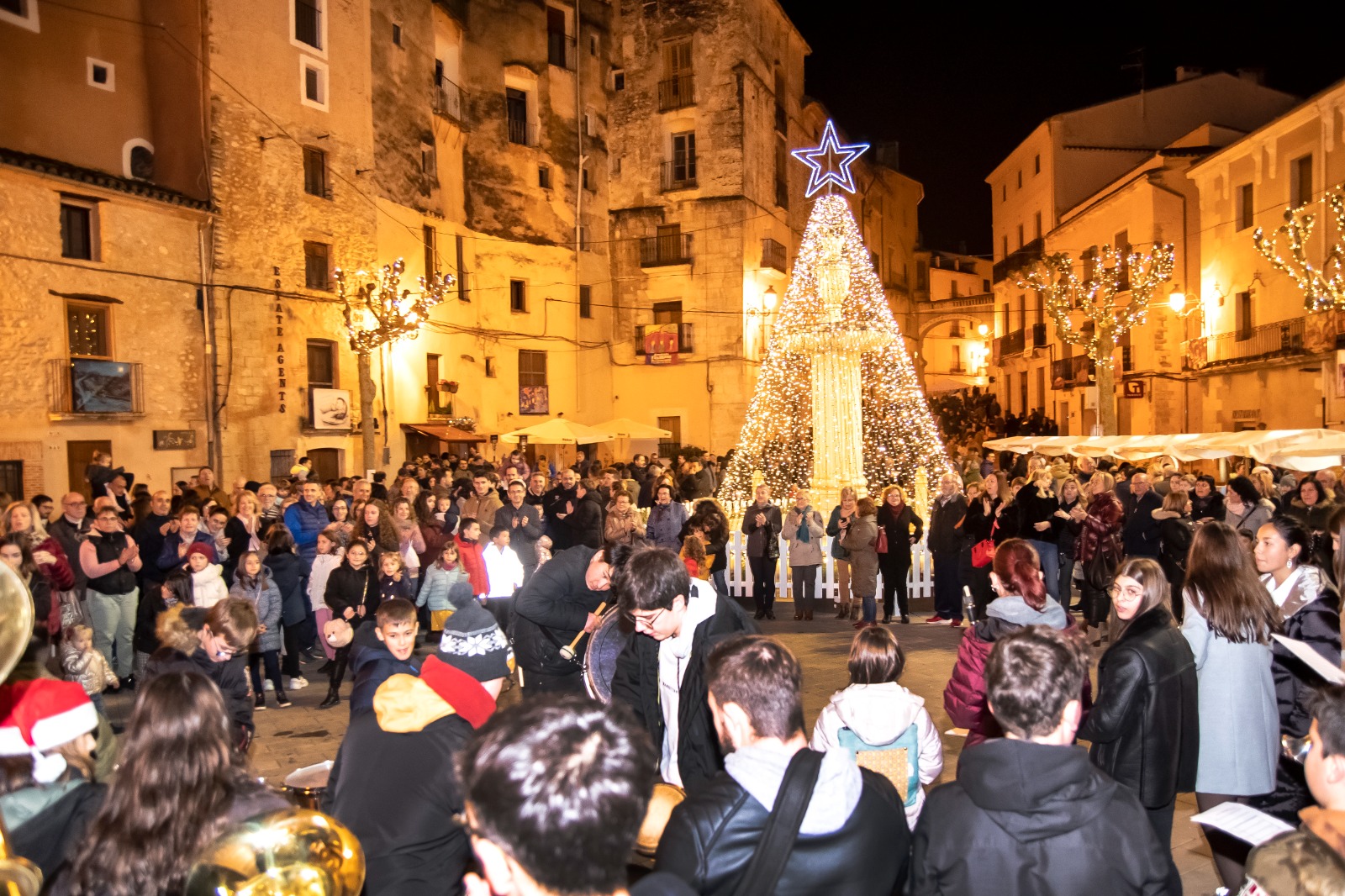 Encendido del alumbrado de Navidad en Bocairent en 2022