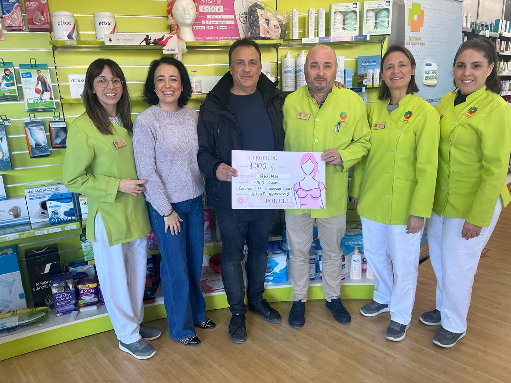 Lliurament del donatiu a ANIMA Ontinyent