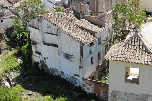 Ontinyent inicia les obres per consolidar 6 immobles al carrer Muralla