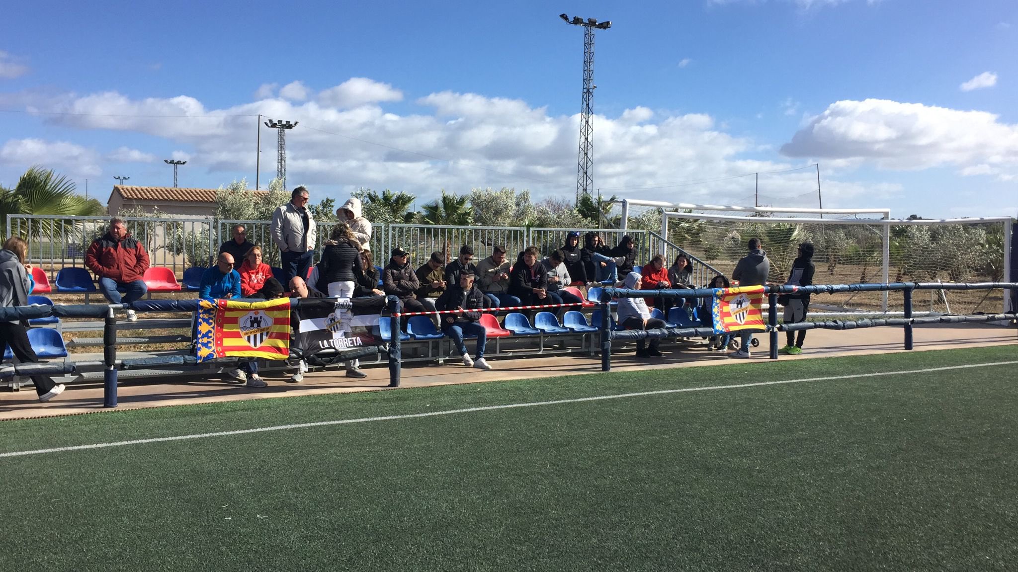 La afición ha vuelto a acompañar al Ontinyent 1931