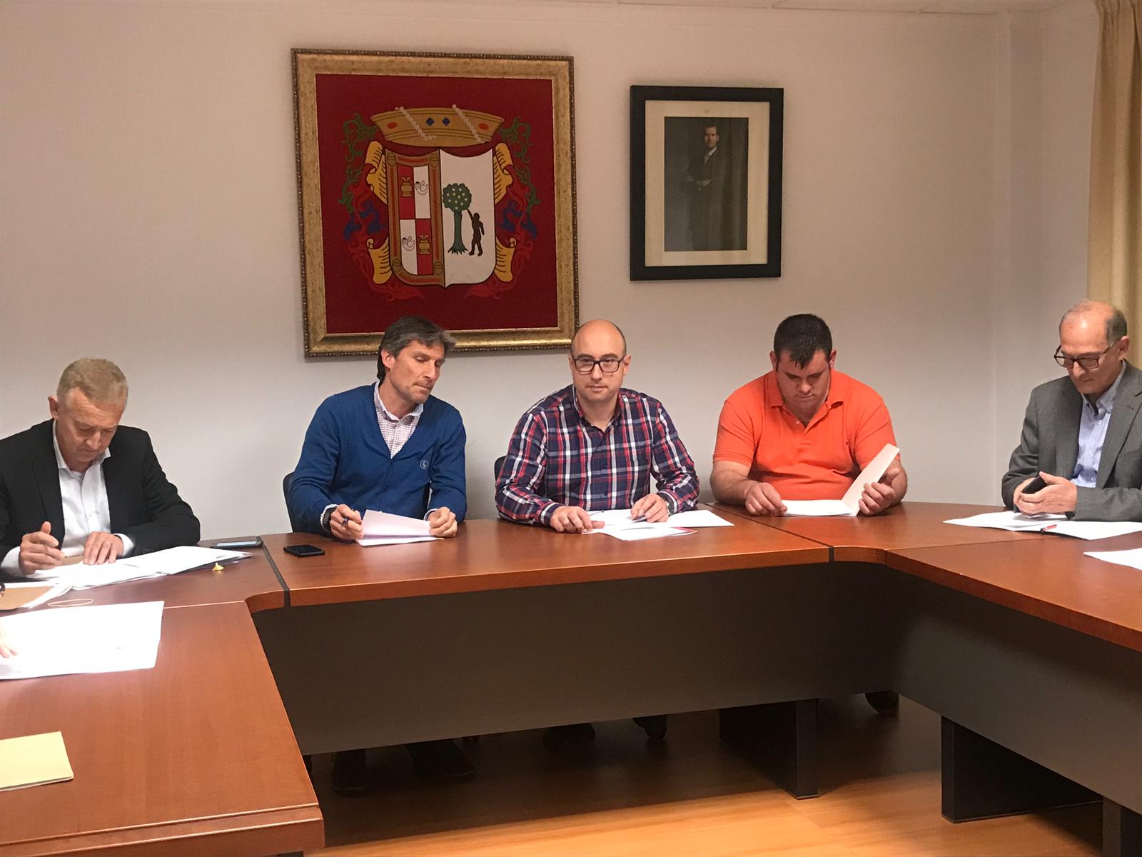 En el centro, Fede Vidal