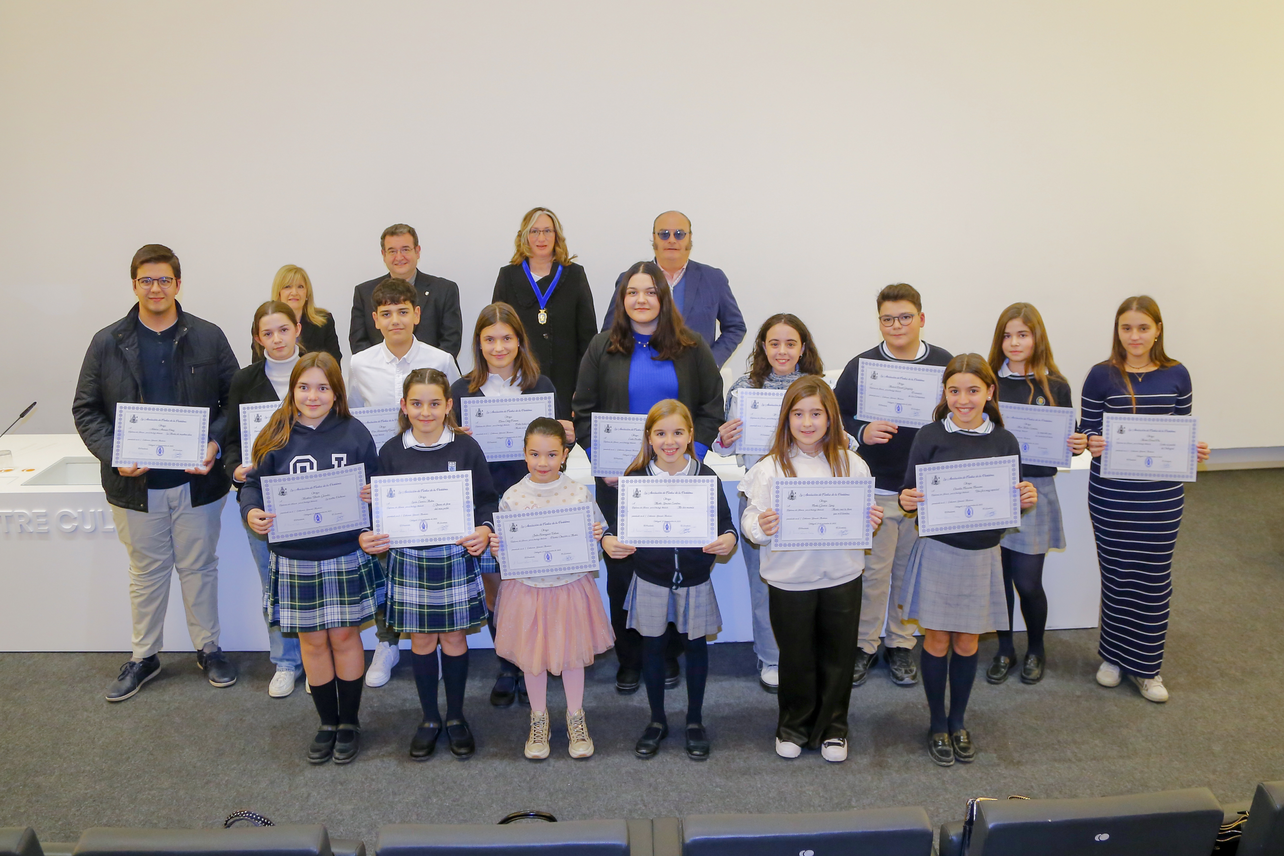 Premiados en el Certamen Literario Mariano