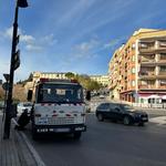 Accident entre dos cotxes en la rotonda del Salvador d'Ontinyent
