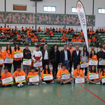Más de 400 niños se dan cita en Ontinyent con las Olimpiadas AITEX