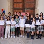 Ontinyent premia el alumnado con mejores expedientes de Primaria y FP   