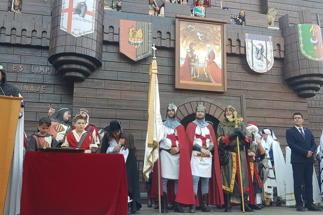 Ontinyent comença les seues Festes amb la Publicació