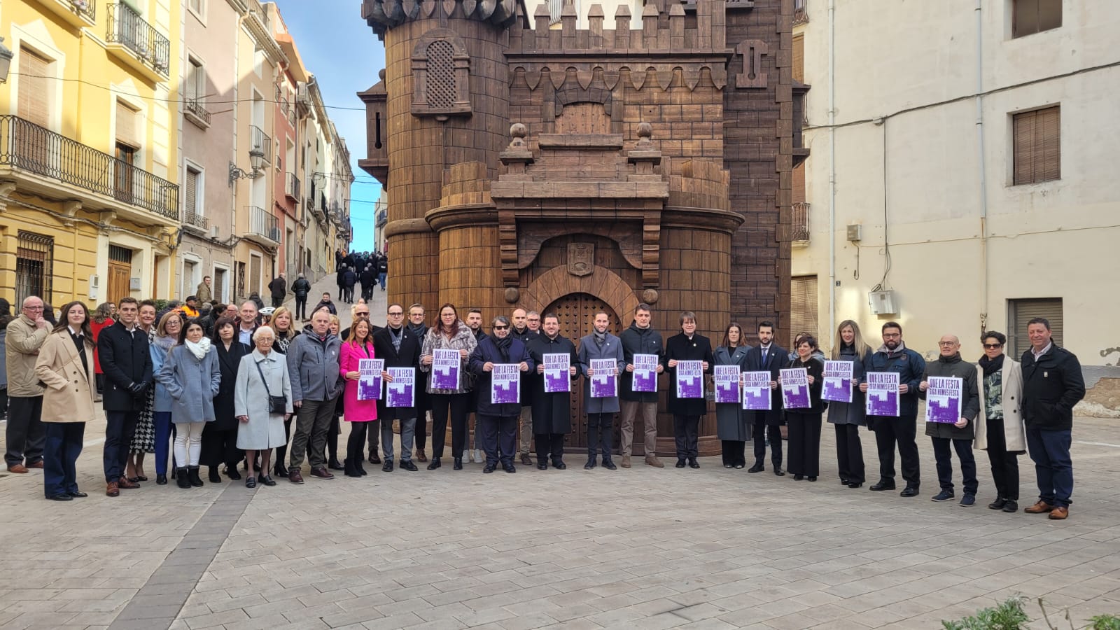 Presentación de la campaña "Que la festa siga només festa” 