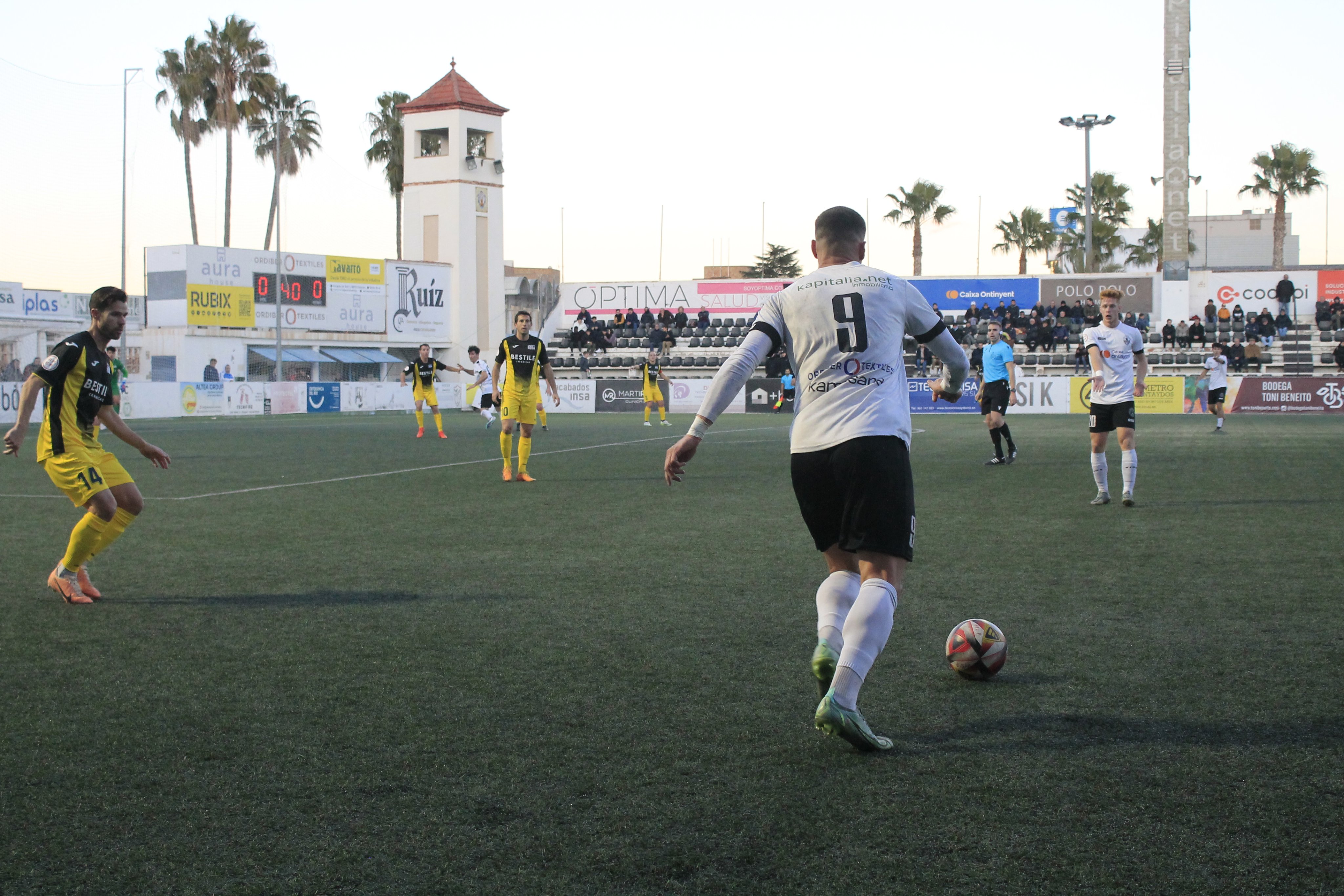 El Ontinyent 1931 CF vence al Roda