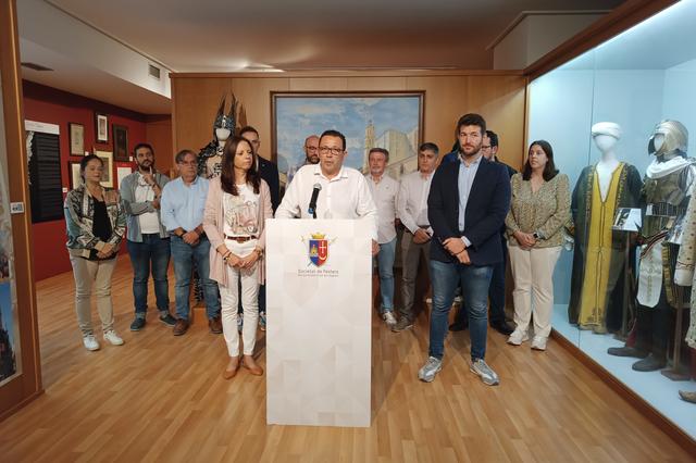 Ricardo Calabuig presenta la seua candidatura i equip a la presidència de Festers