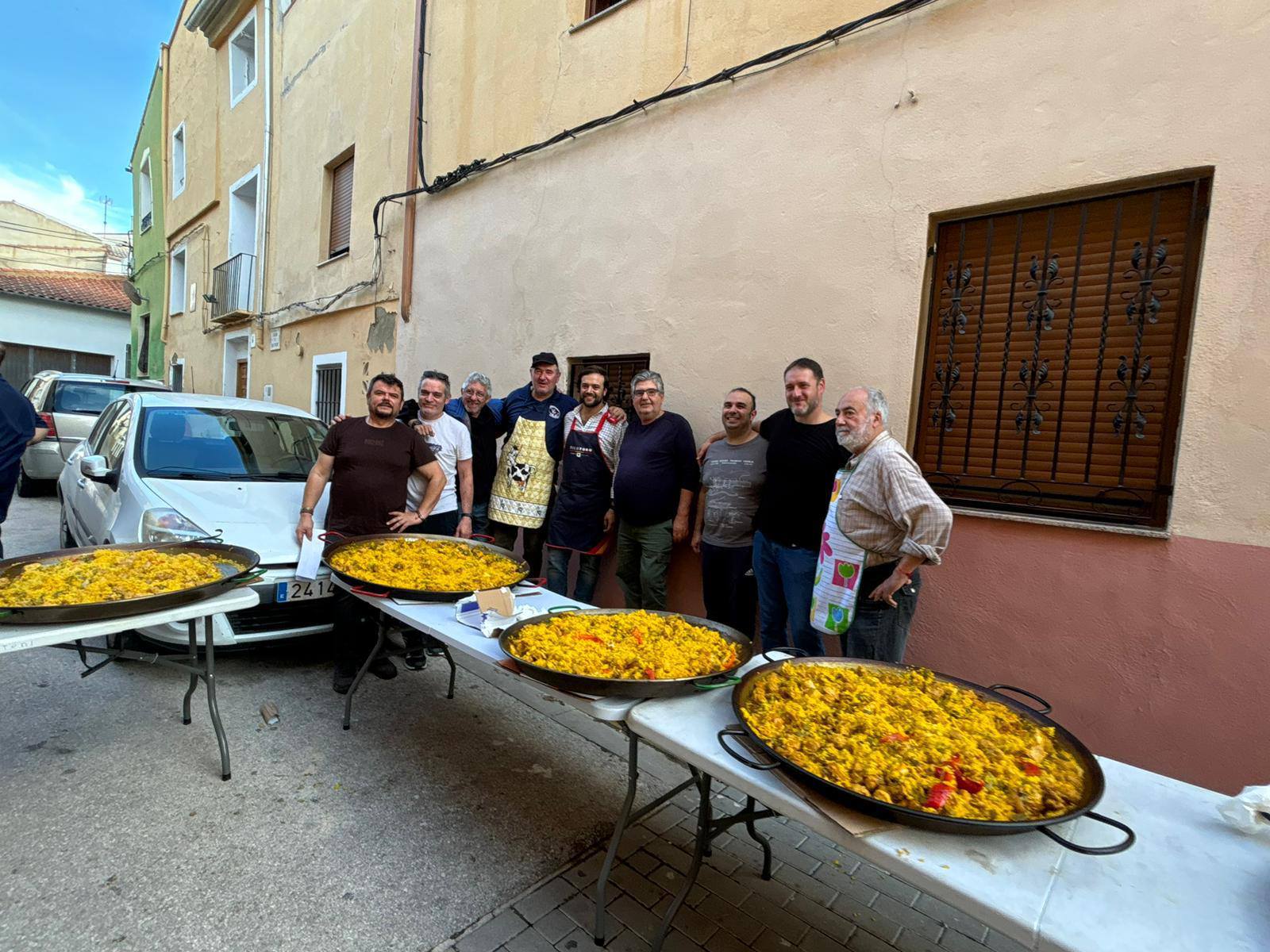 Paellas elaboradas en Aielo