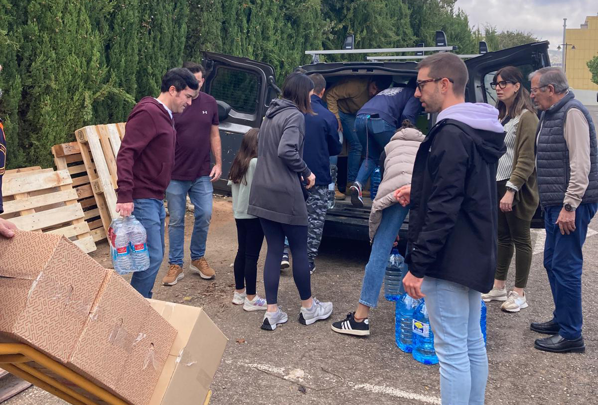Recepció dels aliments per als damnificats per la DANA