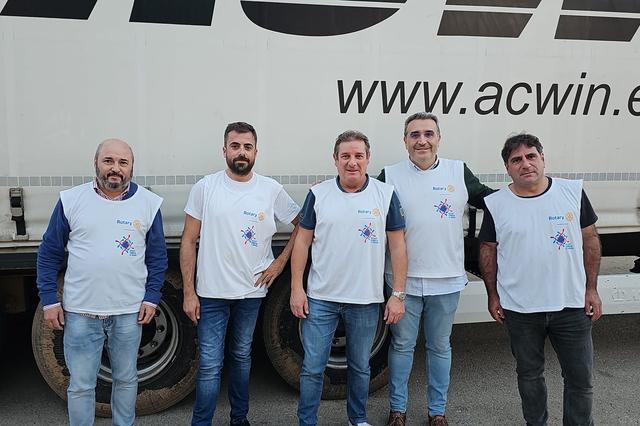 Rotary Club Ontinyent ompli un tráiler d'ajuda per als damnificats