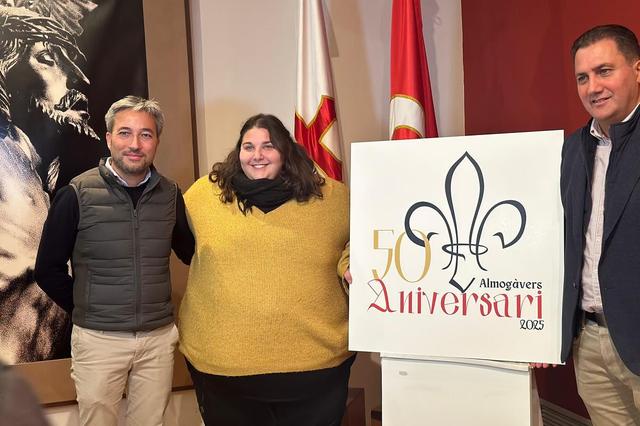 La comparsa Almogàvers presenta el logo de su 50 aniversario 