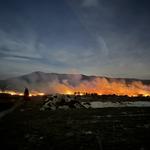 Continúan los trabajos de extinción del incendio de la Pobla del Duc