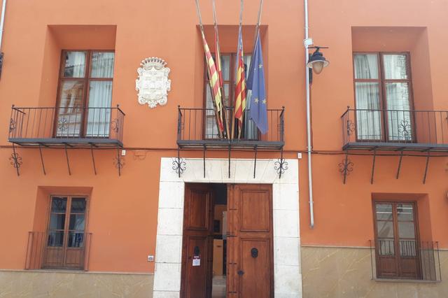 Ontinyent convoca un minut de silenci per les víctimes de l'incendi