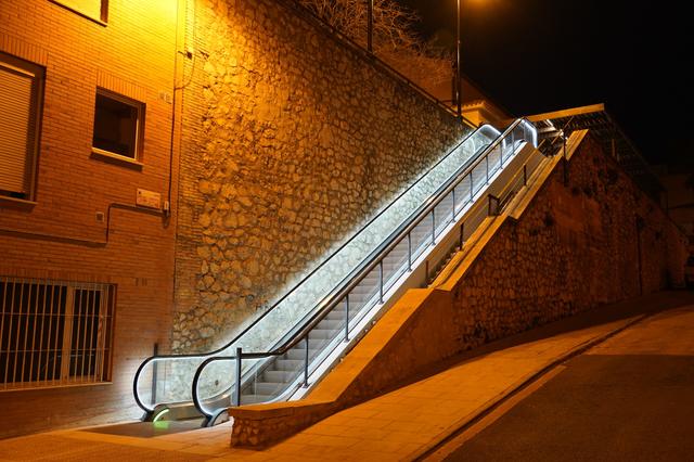 Identifiquen a les persones que van parar les escalers mecàniques d'Ontinyent 