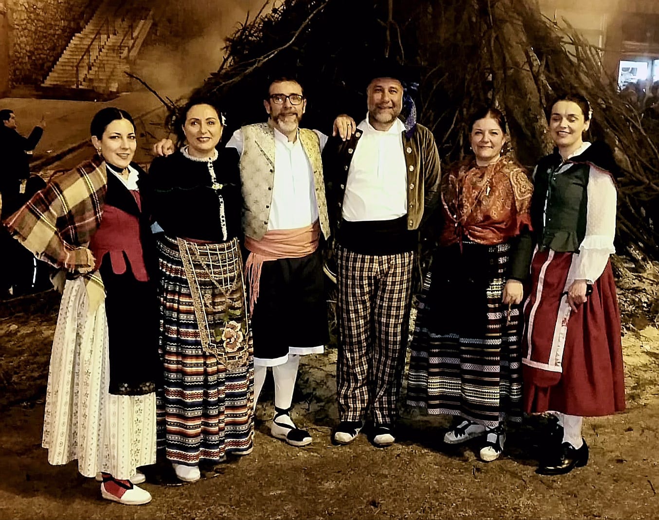 Miembros de l'Espai d'Aprenentatge de les Danses d'Ontinyent