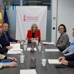Reunió amb la consellera per a buscar solucions a l'embós dels jutjats d'Ontinyent