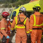 Evacuan con helicóptero a una mujer lesionada en Carrícola