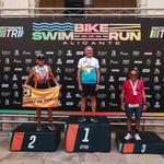 Miguel Micó, Triatló Ontinyent, sube a lo más alto del pódium