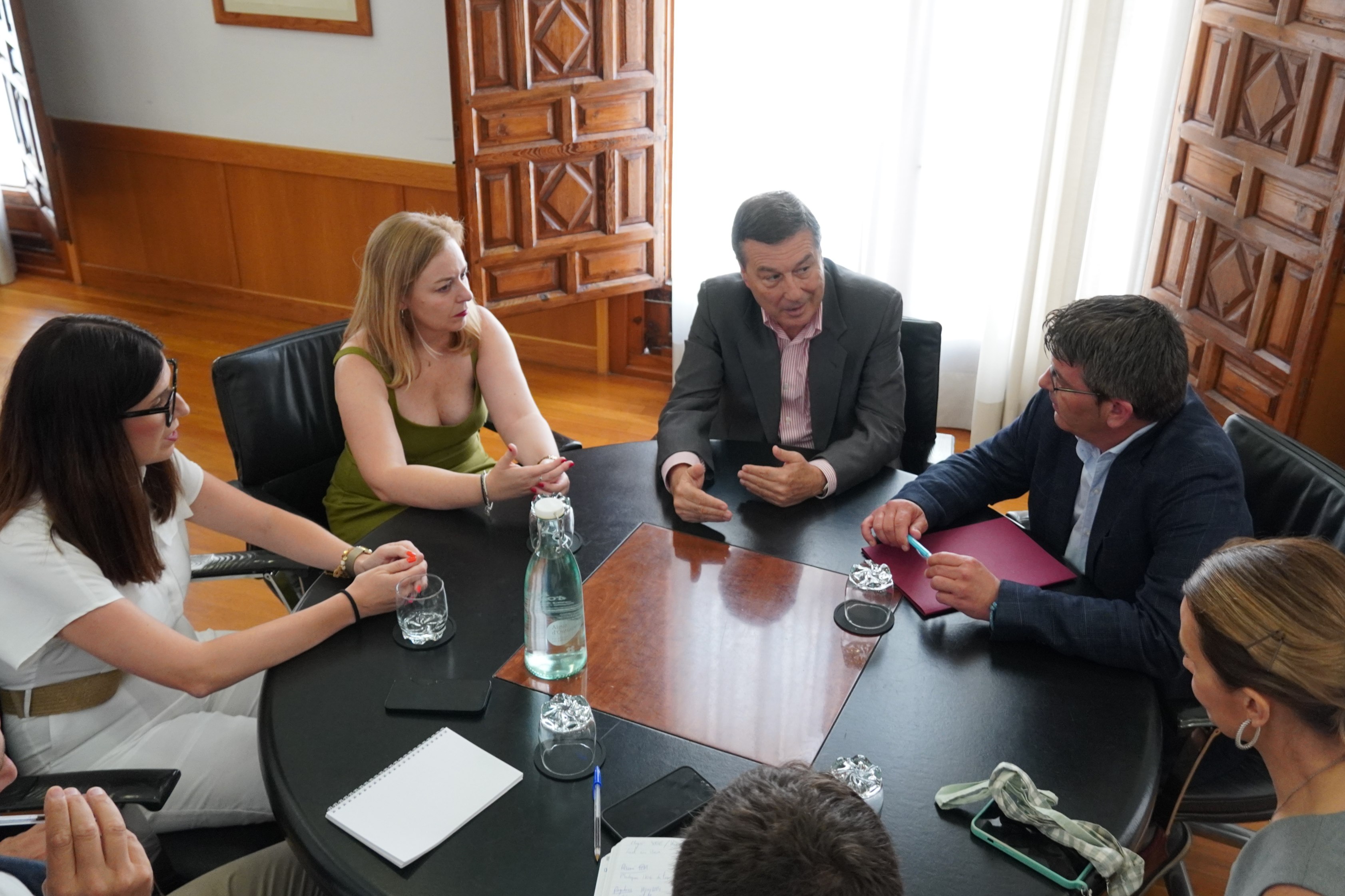 Visita del conseller Marciano Gómez a Ontinyent