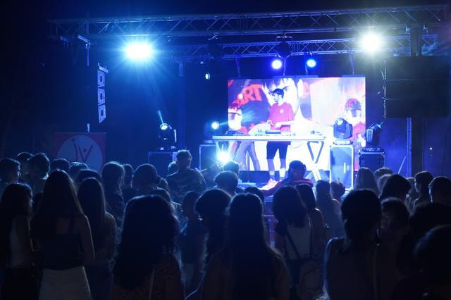 Ontinyent retoma en San Rafael los conciertos de Djs 