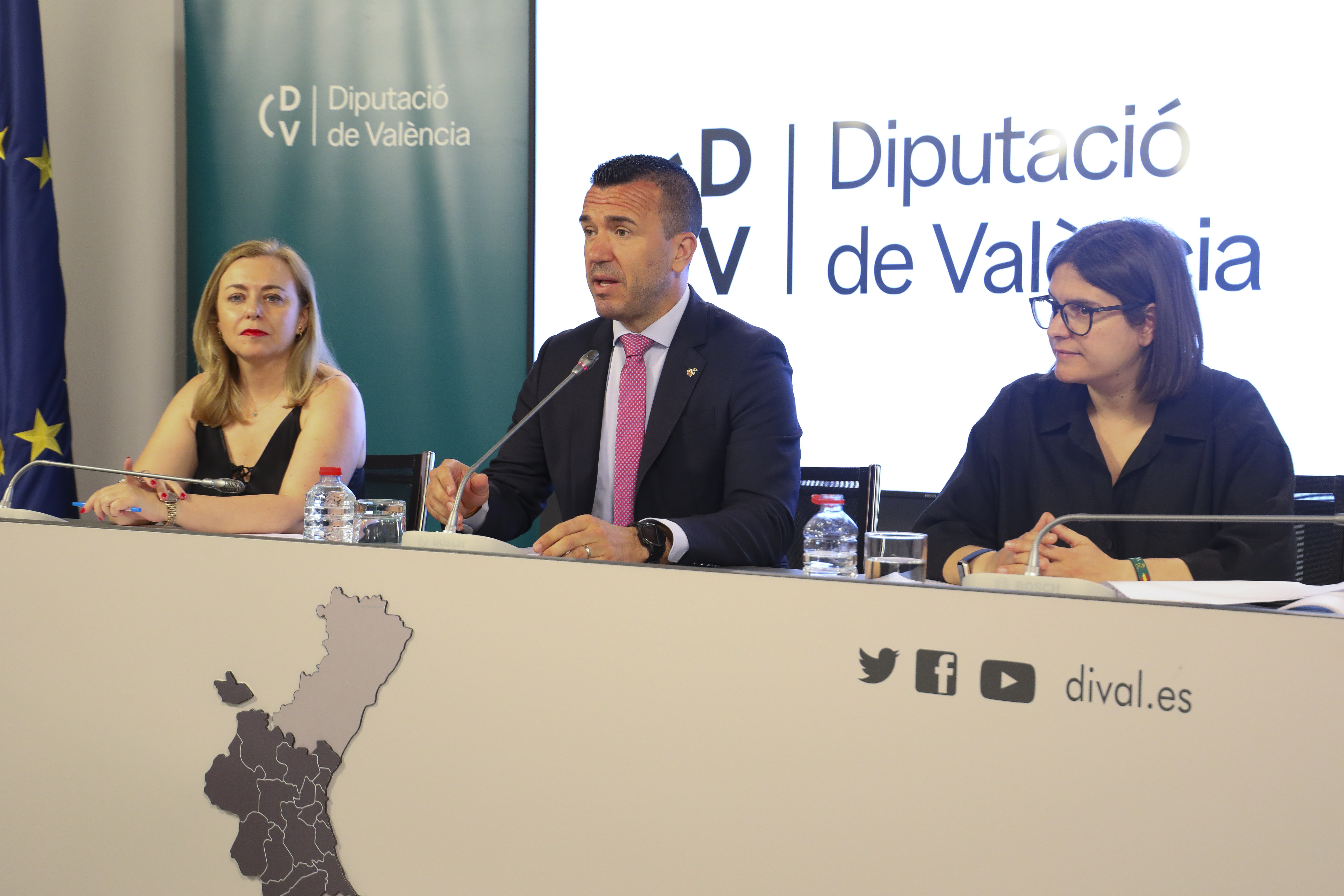Natalia Enguix, Vicente Mompó i Laura Sáez