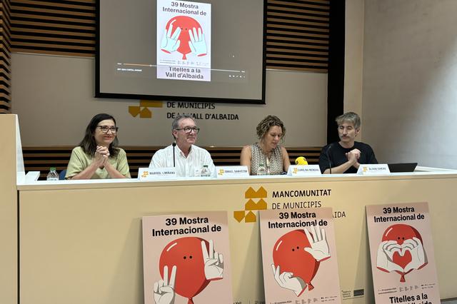 El cartell de la Mostra Internacional de Titelles, inspirat en el poder de la imaginació 