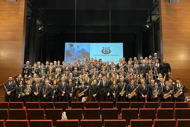 L'Agrupació Musical Ontinyent convoca el Concurso de carteles de Santa Cecilia