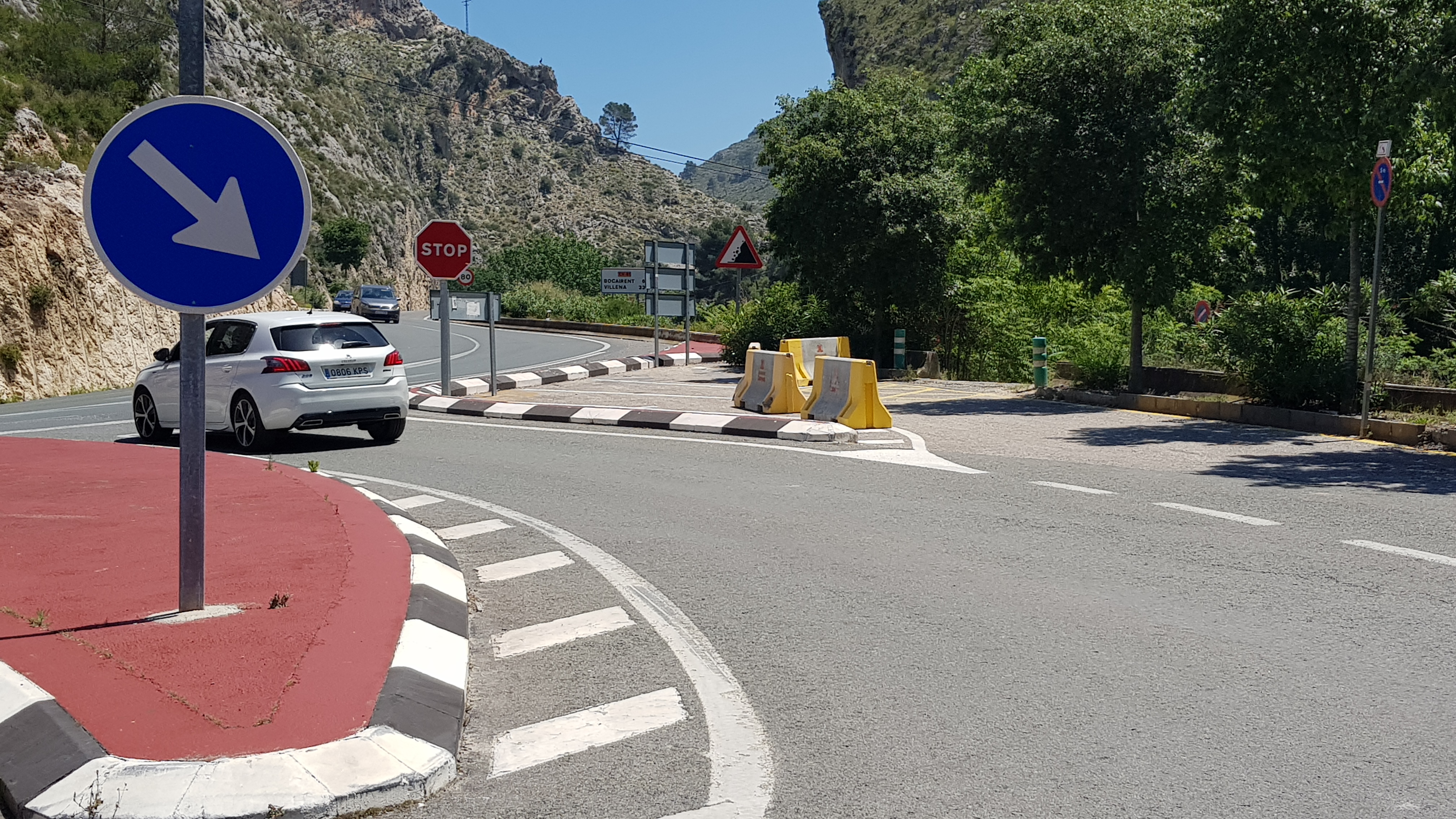 Aparcament al Pou Clar. Ontinyent