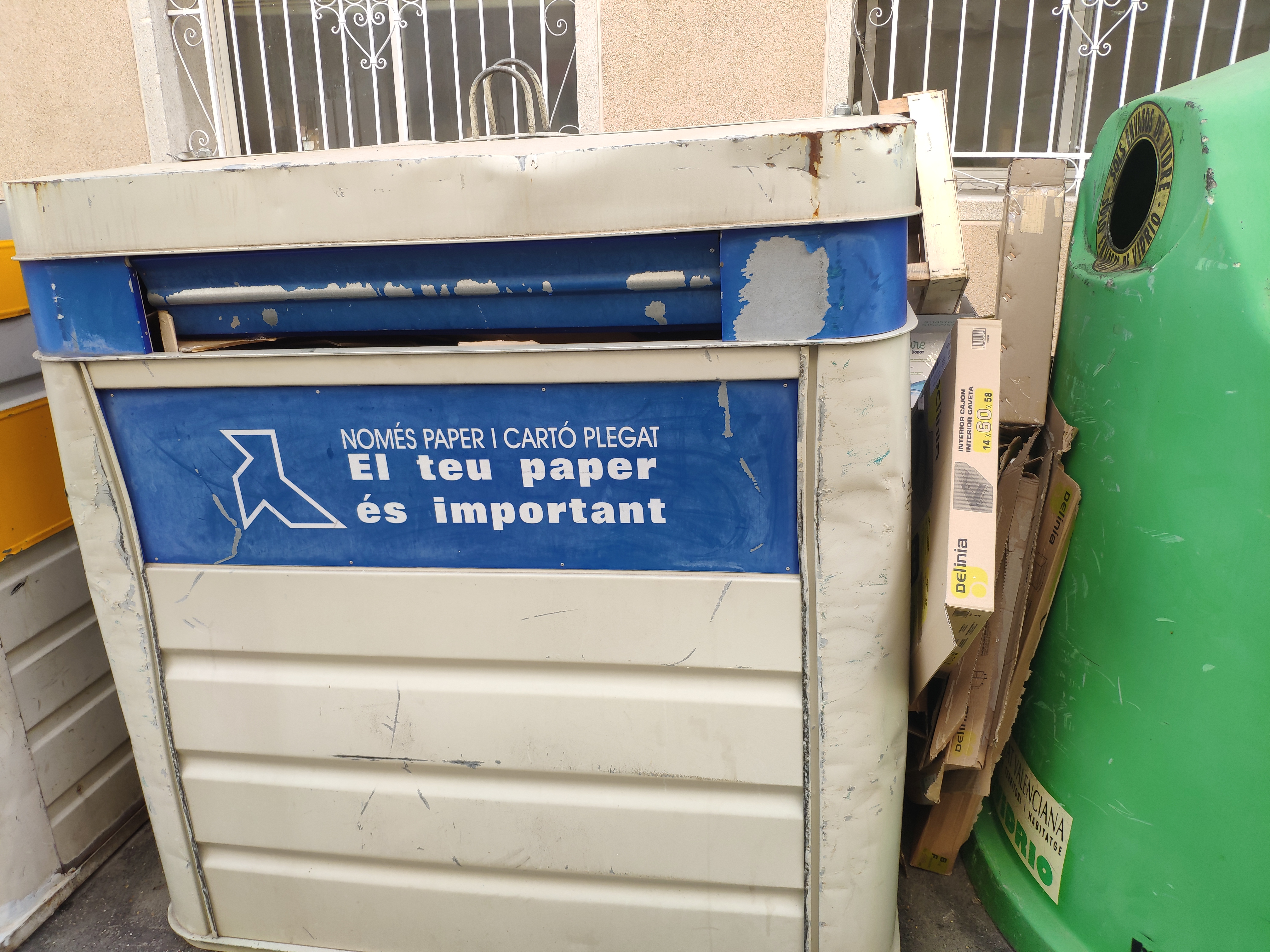Contenedor en Ontinyent