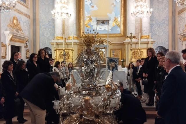 La Puríssima ja presidix l'altar major de Santa María