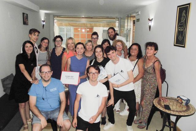 La serie ontinyentina "Lo que sea X Vosotras", premiada en Girona