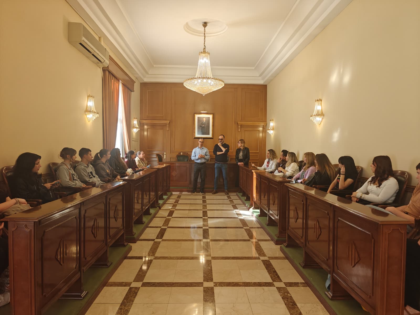 Visita al Ayuntamiento de Ontinyet
