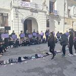 Ontinyent expresa el rechazo a la violencia de género