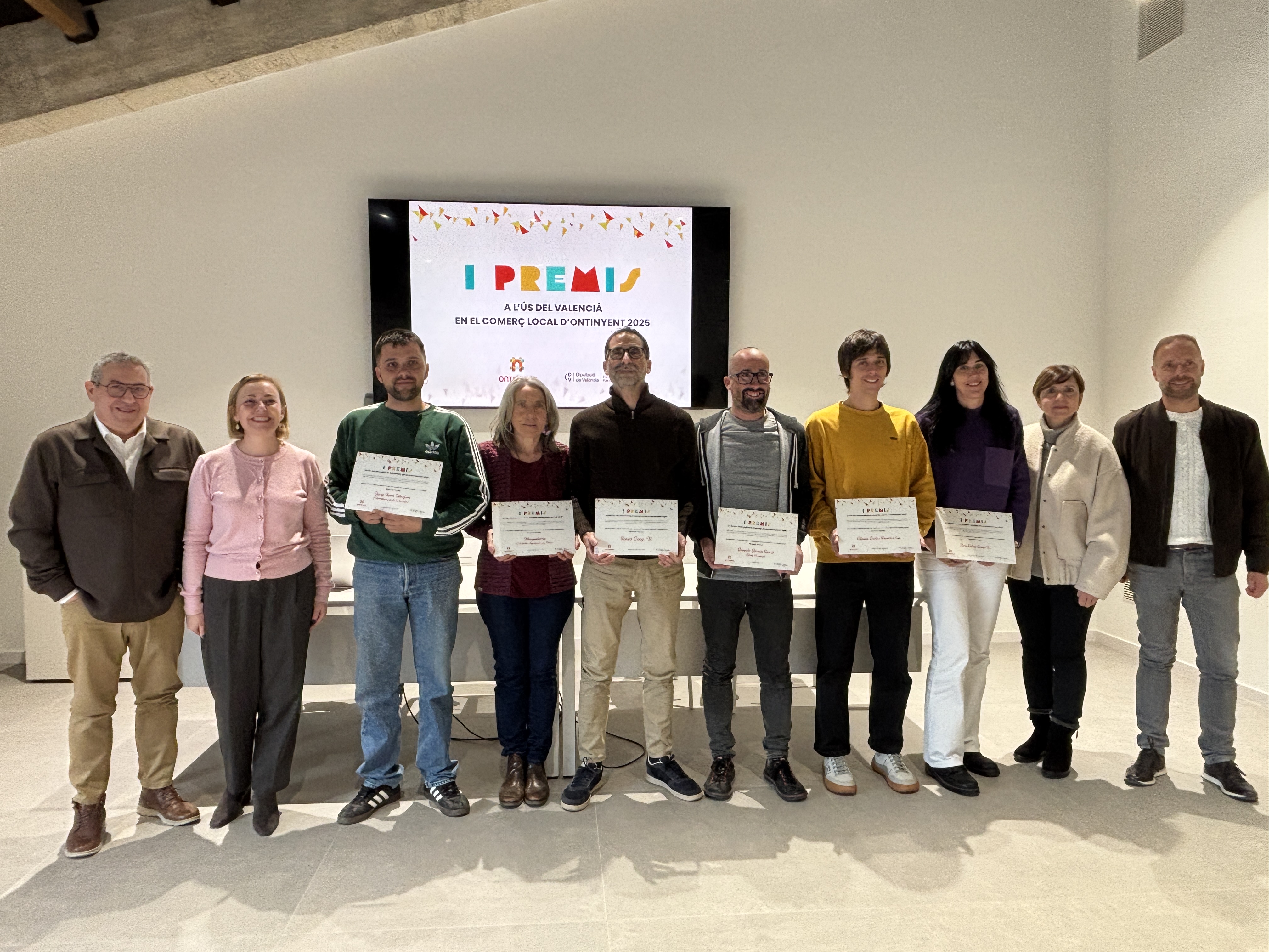 Entrega de los premios al uso del valenciano