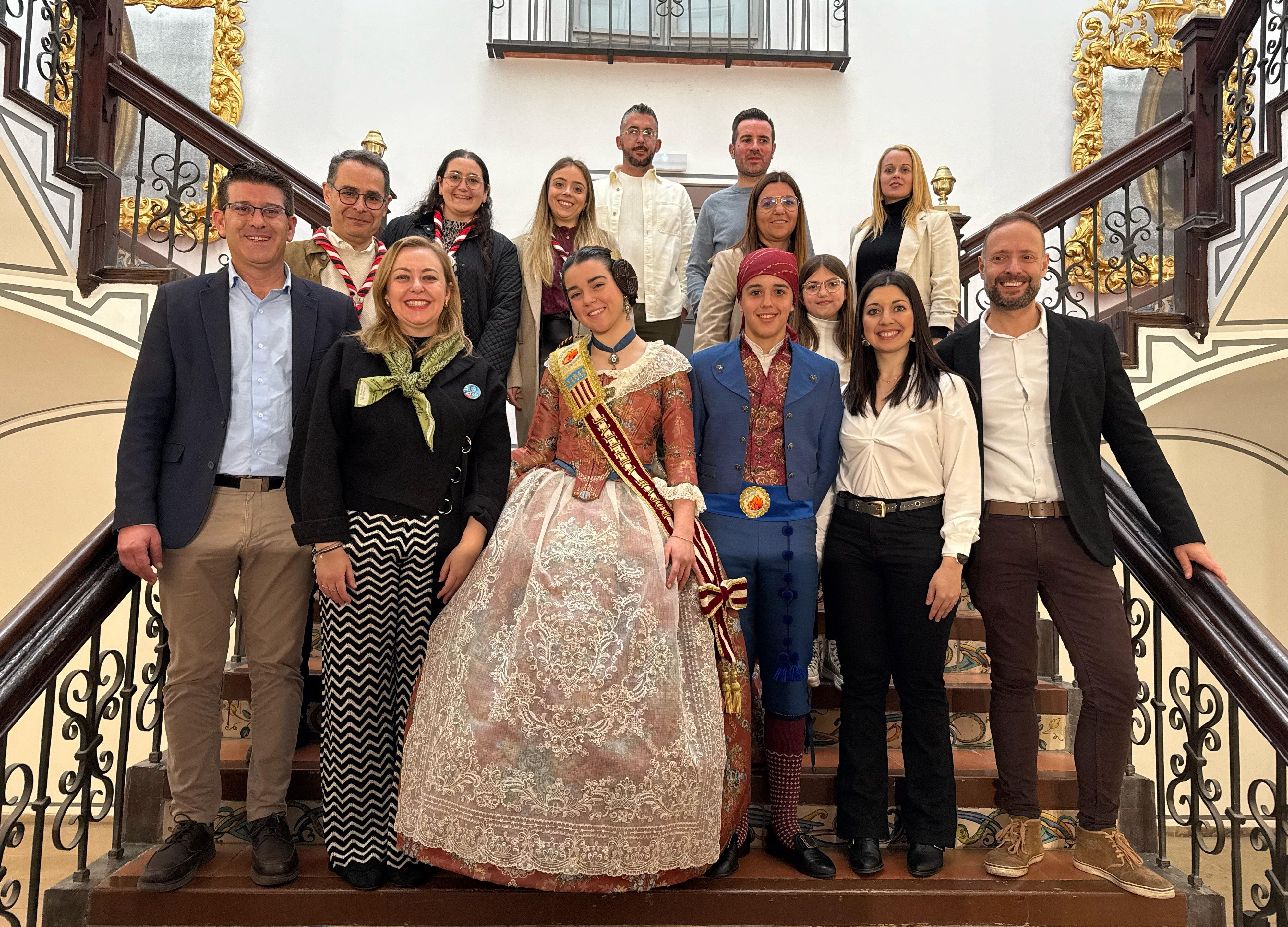 Els fallers d'Ontinyent, en la Diputació